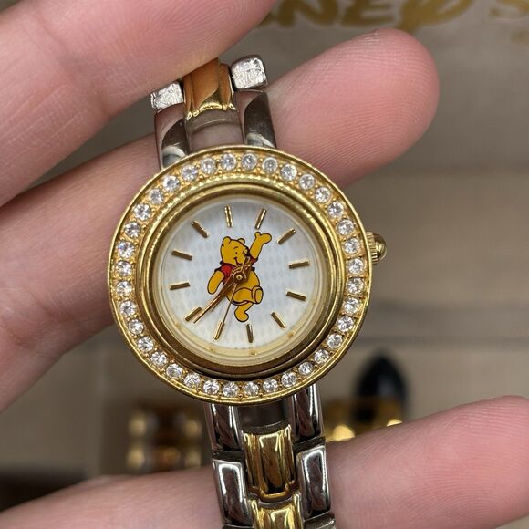 Vintage Disney Winnie The Pooh Watch With Interchangeable Faces WORKING - Picture 2 of 6